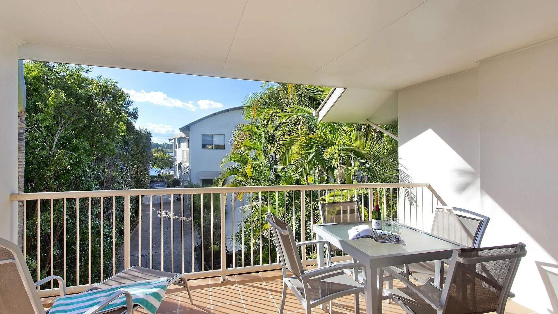 Offshore Noosa Resort Noosaville 4*,